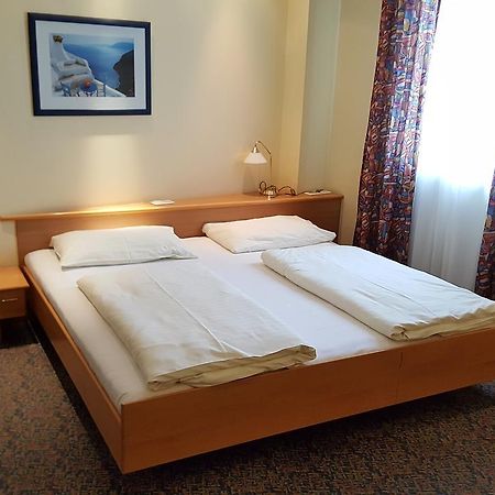 Centercourt Hotel Грац Экстерьер фото