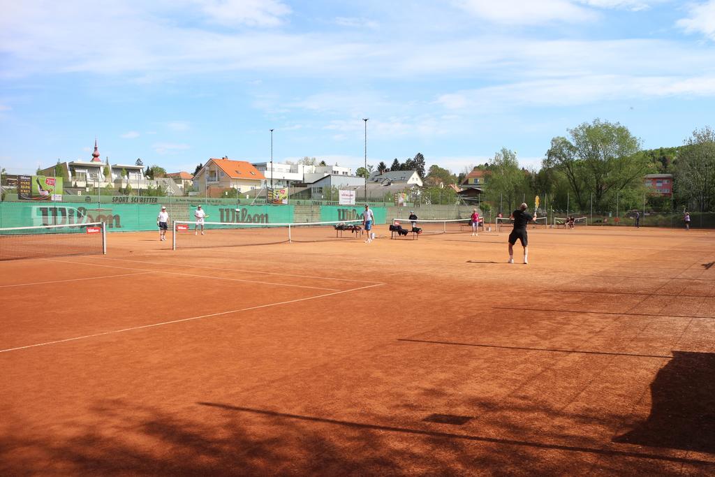 Centercourt Hotel Грац Экстерьер фото