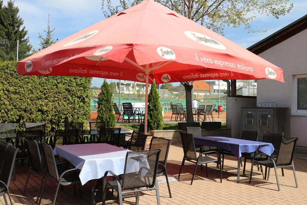 Centercourt Hotel Грац Экстерьер фото